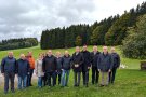 Gruppenbild der Exkursions- Teilnehmenden vor der Gänseweide.